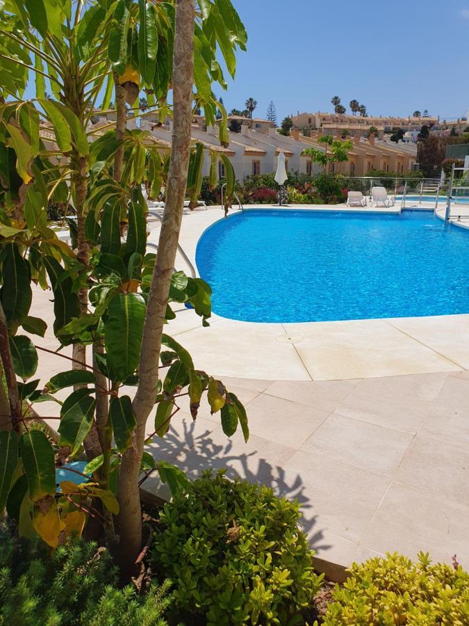 Luxury Beachfront Apartment With Pool, Sauna, Fitness And Gym In Province Malaga, Andalusia Mijas Eksteriør billede